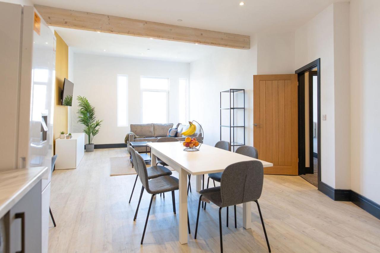 The Kingsway- 2 Bedroom Central Swansea Apartments By Stayright ภายนอก รูปภาพ