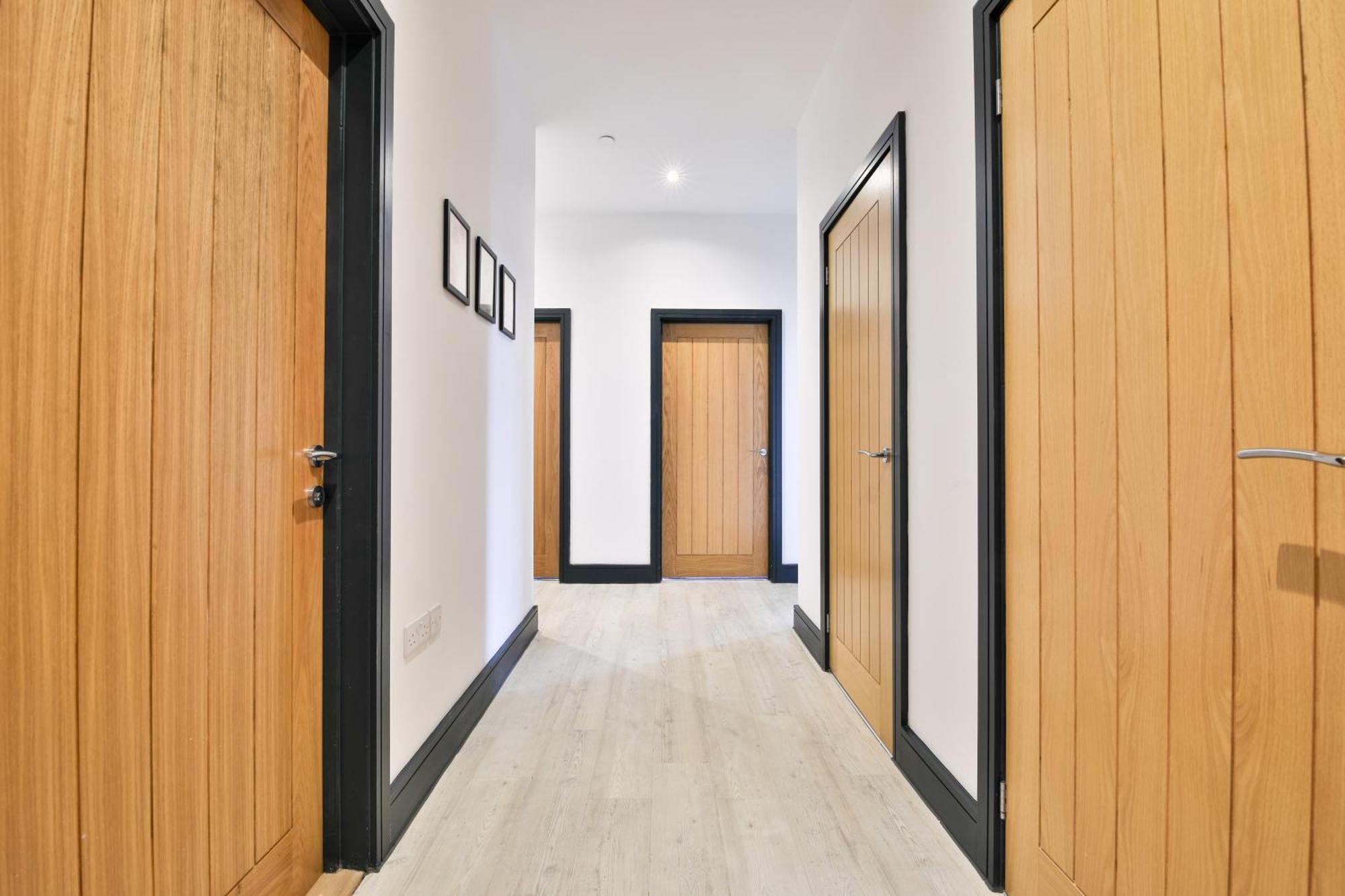 The Kingsway- 2 Bedroom Central Swansea Apartments By Stayright ภายนอก รูปภาพ