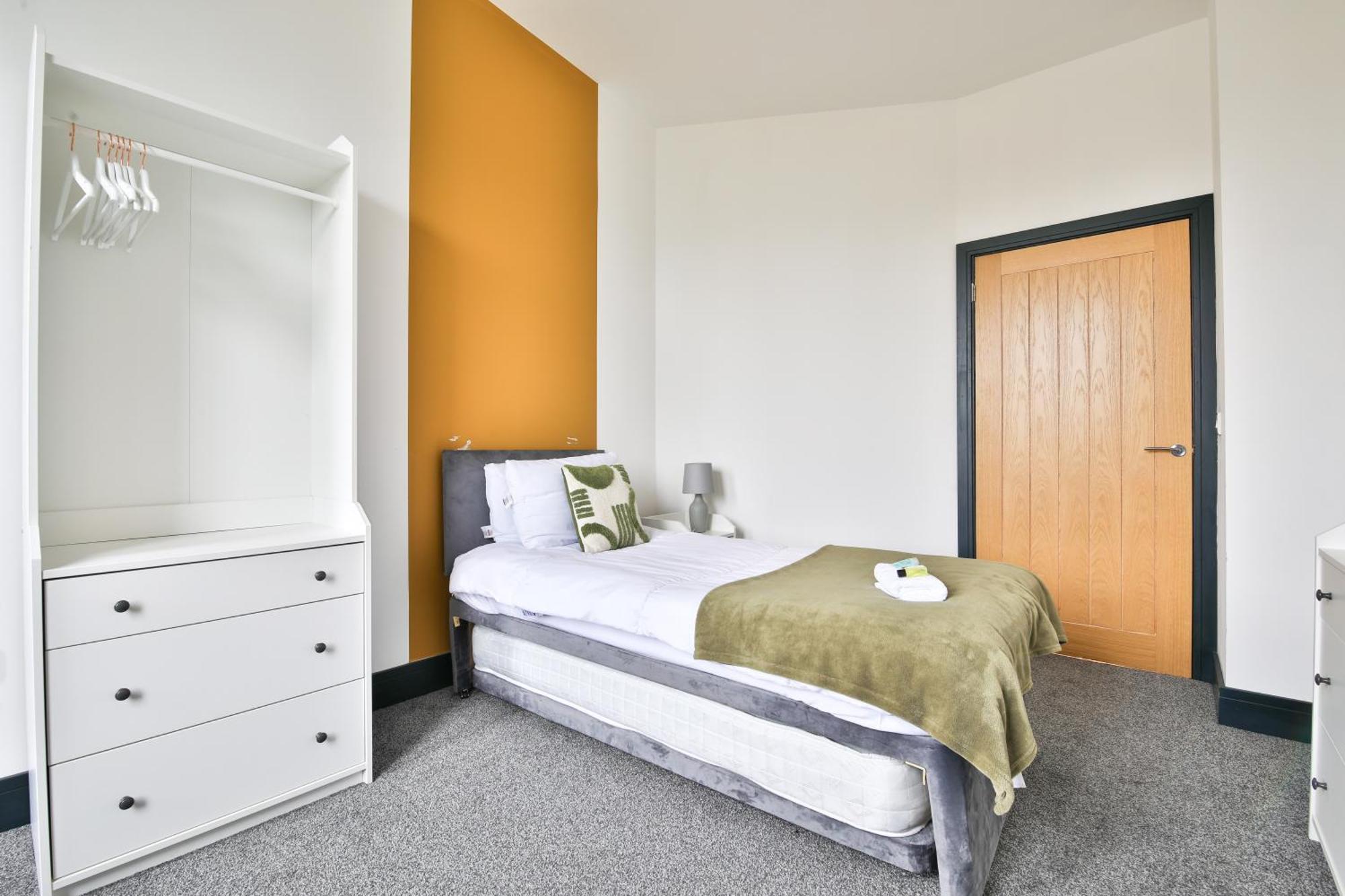The Kingsway- 2 Bedroom Central Swansea Apartments By Stayright ภายนอก รูปภาพ