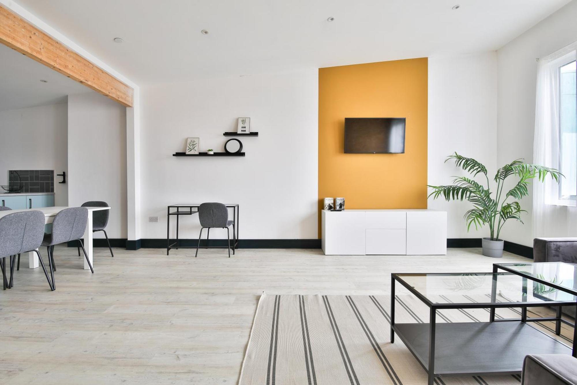 The Kingsway- 2 Bedroom Central Swansea Apartments By Stayright ภายนอก รูปภาพ