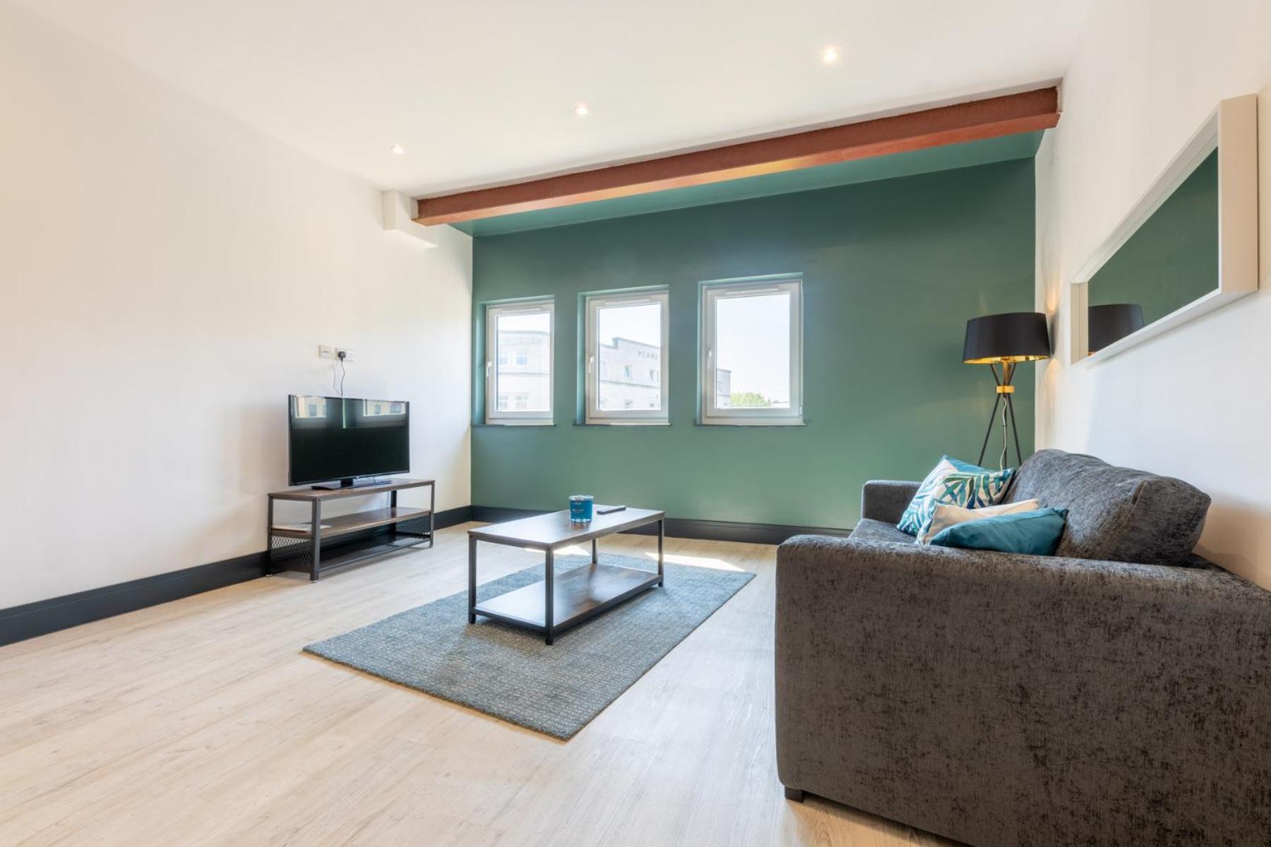 The Kingsway- 2 Bedroom Central Swansea Apartments By Stayright ภายนอก รูปภาพ
